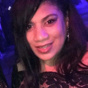 Meet your Posher, Aurora